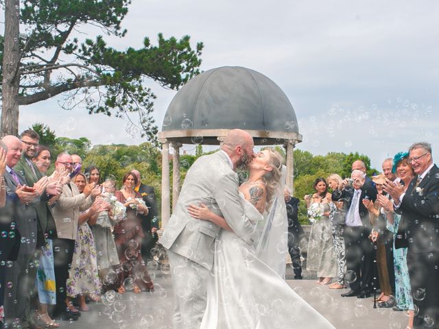 Oliver and Robin's Wedding in Saltburn-by-the-Sea, North Yorkshire 15