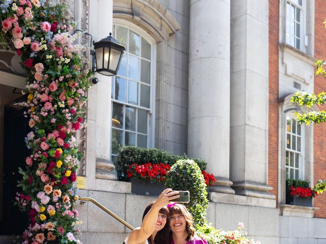 Tom and Hannah's Wedding in Chelsea, South West London 6