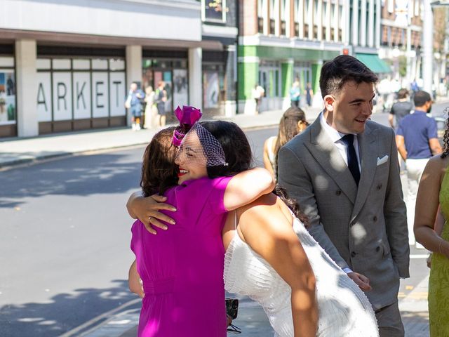 Tom and Hannah's Wedding in Chelsea, South West London 8