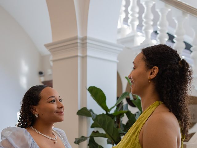 Tom and Hannah's Wedding in Chelsea, South West London 25