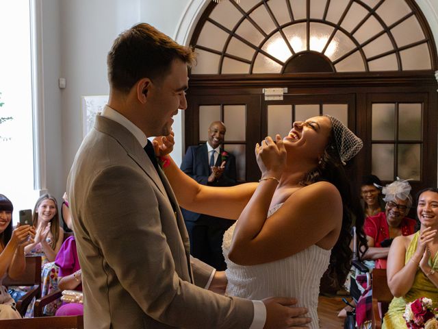 Tom and Hannah's Wedding in Chelsea, South West London 40