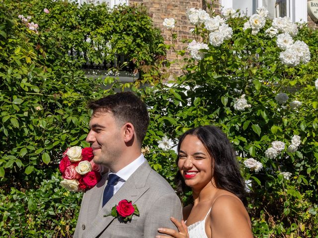 Tom and Hannah's Wedding in Chelsea, South West London 63