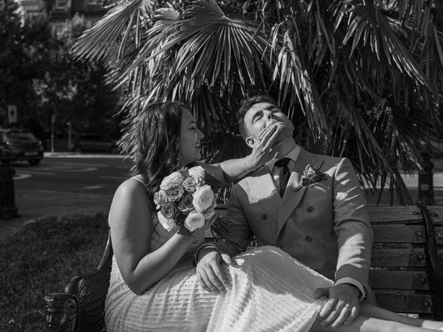 Tom and Hannah's Wedding in Chelsea, South West London 76