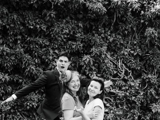 Nick and Kitty&apos;s Wedding in Old Amersham, Buckinghamshire 57