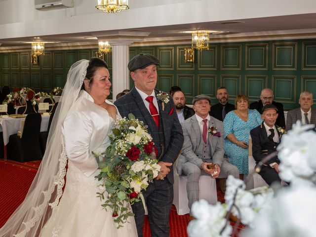 Irene and Henry's Wedding in Fife , Fife &amp; Angus 4