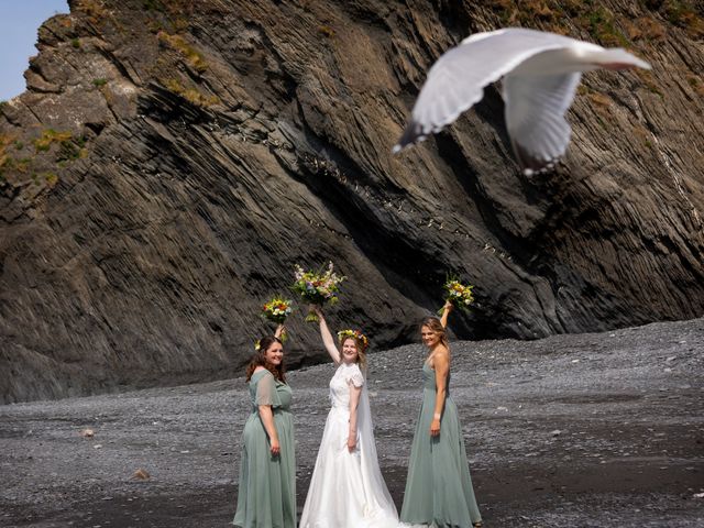 Megan and Harry's Wedding in Ilfracombe, Devon 11
