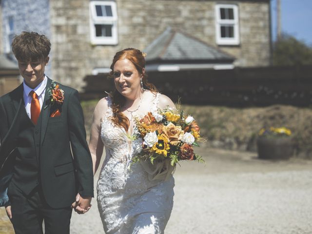 Ben and Lizzie's Wedding in Hayle, Cornwall 19