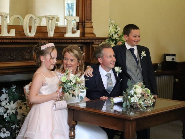 Alison and Russell&apos;s Wedding in Loughborough, Leicestershire 23