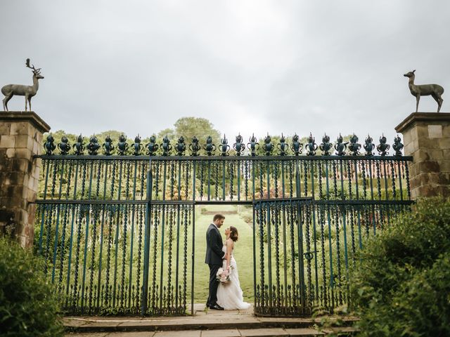 Marcus and Stacey&apos;s Wedding in Lympne, Kent 31