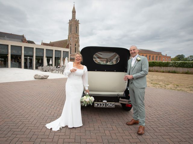 Dean and Karen's Wedding in Malvern, Worcestershire 7