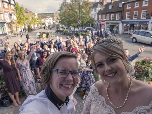 Henley and Kate&apos;s Wedding in Henley On Thames, Oxfordshire 7