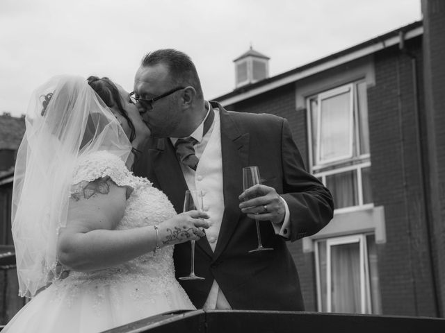 Jason and Stella&apos;s Wedding in Leicester, Leicestershire 1