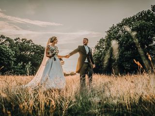 Emy &amp; Oli's wedding 2