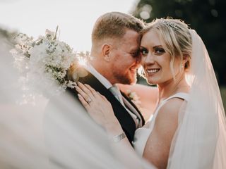 Emy & Oli's wedding
