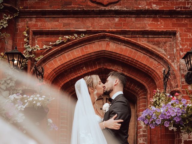 Shannon and James's Wedding in Woodbridge, Suffolk 2