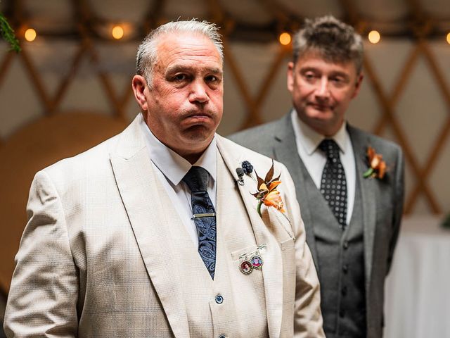 Mark and Tracey's Wedding in Goole, East Riding of Yorkshire 19