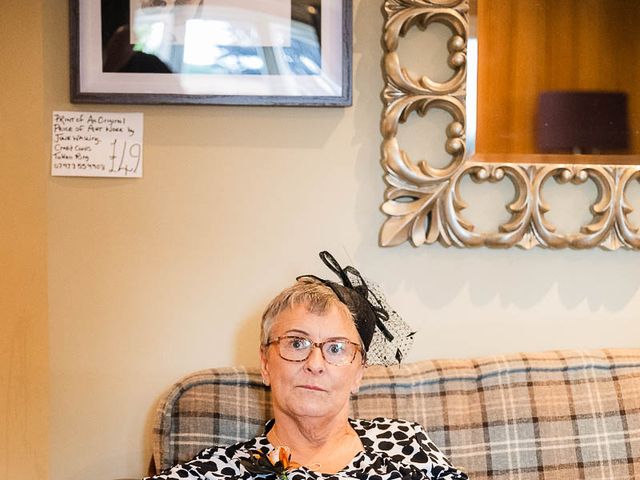Mark and Tracey's Wedding in Goole, East Riding of Yorkshire 23