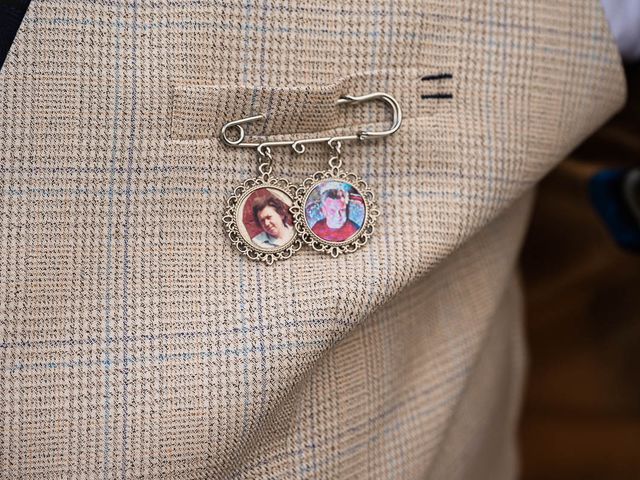 Mark and Tracey's Wedding in Goole, East Riding of Yorkshire 37