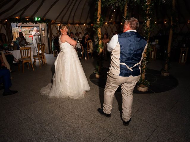 Mark and Tracey's Wedding in Goole, East Riding of Yorkshire 41