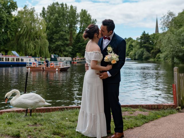 Nusan and Kiki&apos;s Wedding in Stratford on Avon, Warwickshire 17