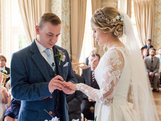 Rebecca and Richard&apos;s Wedding in Tring, Hertfordshire 8