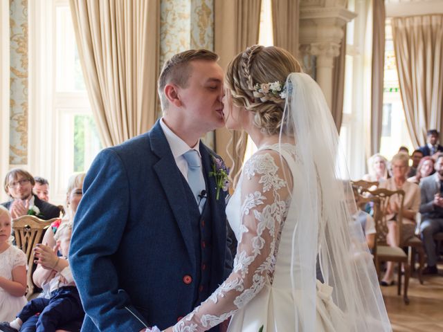 Rebecca and Richard&apos;s Wedding in Tring, Hertfordshire 10