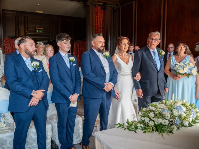 Jay and Lucy's Wedding in Warwick, Warwickshire 112