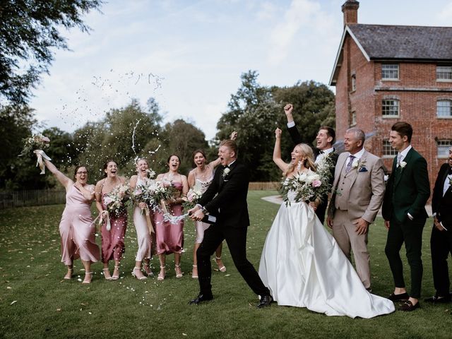 Toby and Alice&apos;s Wedding in Christchurch, Dorset 15