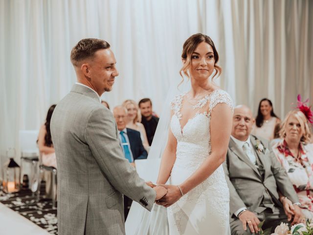 Sophie and Luke's Wedding in Ipswich, Suffolk 28