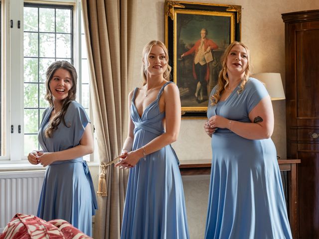 Katy and Tom's Wedding in Rotherham, South Yorkshire 8