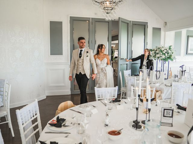 Brad and Beth's Wedding in Southampton, Hampshire 15