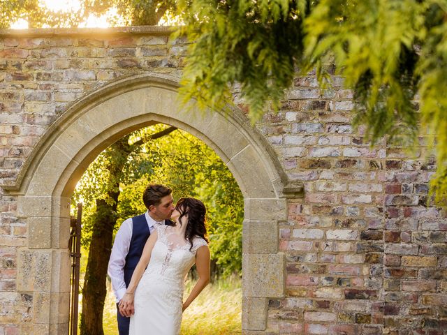 Mike and Ally&apos;s Wedding in Stonehouse, Gloucestershire 16