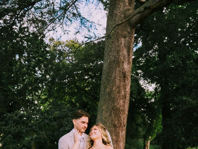 Harry and Jenna's Wedding in Twickenham, Middlesex 11