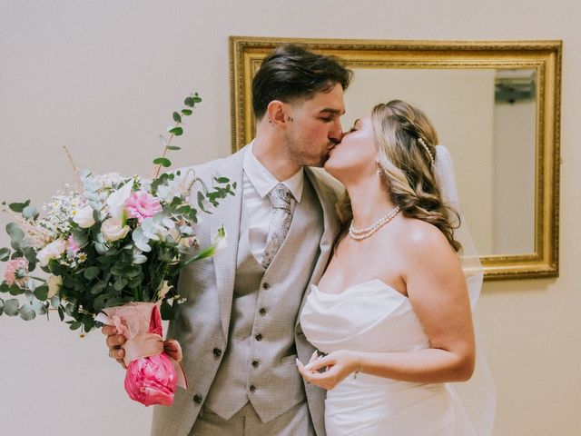 Harry and Jenna's Wedding in Twickenham, Middlesex 15