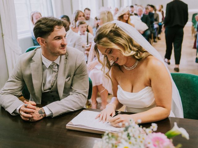 Harry and Jenna's Wedding in Twickenham, Middlesex 51