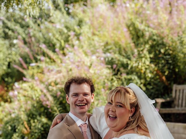 Alex and Holly's Wedding in Ilfracombe, Devon 15