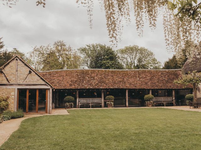 Josh and Sarah's Wedding in Launton, Oxfordshire 4