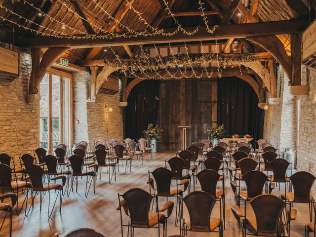 Josh and Sarah's Wedding in Launton, Oxfordshire 10