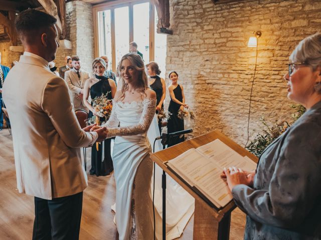 Josh and Sarah's Wedding in Launton, Oxfordshire 11