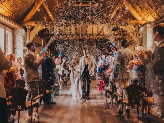 Josh and Sarah's Wedding in Launton, Oxfordshire 15