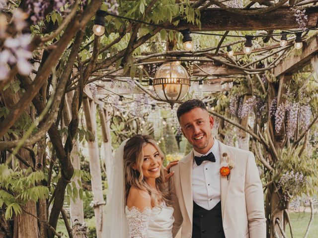 Josh and Sarah's Wedding in Launton, Oxfordshire 18