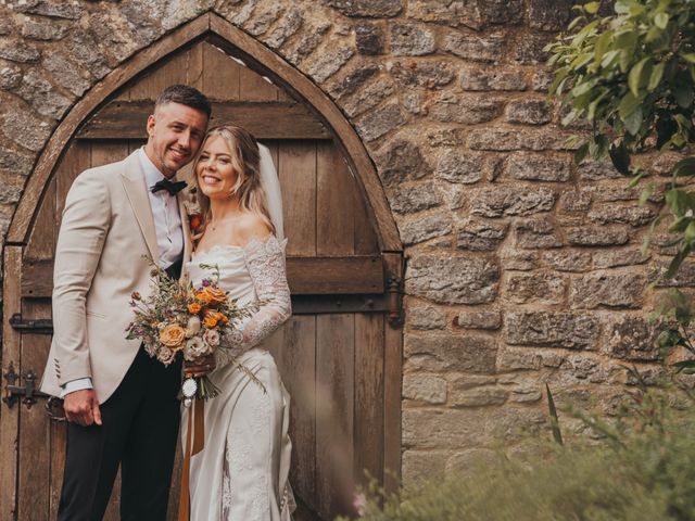 Josh and Sarah's Wedding in Launton, Oxfordshire 28
