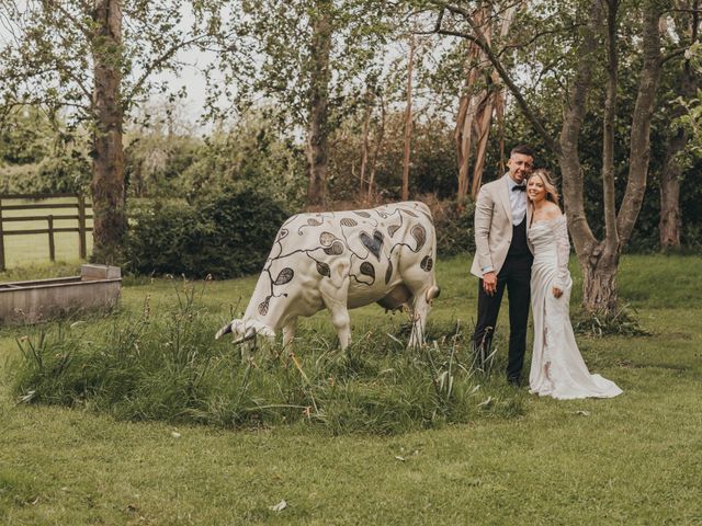 Josh and Sarah's Wedding in Launton, Oxfordshire 45