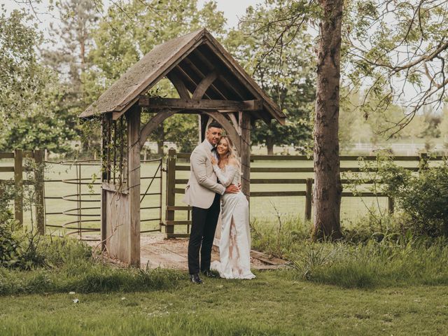 Josh and Sarah's Wedding in Launton, Oxfordshire 46
