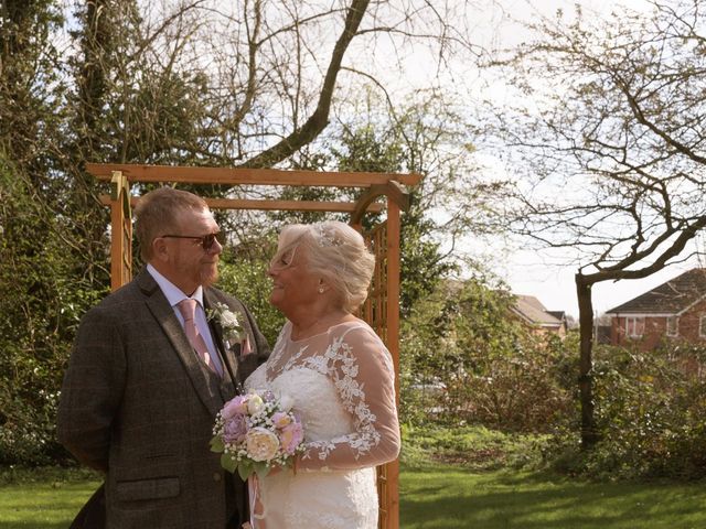 Steve and Christine&apos;s Wedding in Willerby, East Riding of Yorkshire 12