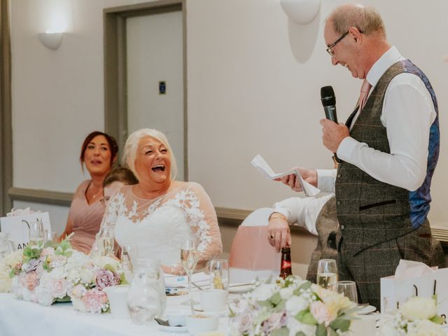 Steve and Christine&apos;s Wedding in Willerby, East Riding of Yorkshire 16