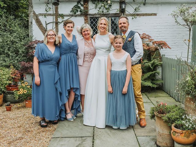 Jon and Amie&apos;s Wedding in Wantage, Oxfordshire 22