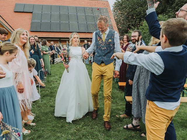 Jon and Amie&apos;s Wedding in Wantage, Oxfordshire 36