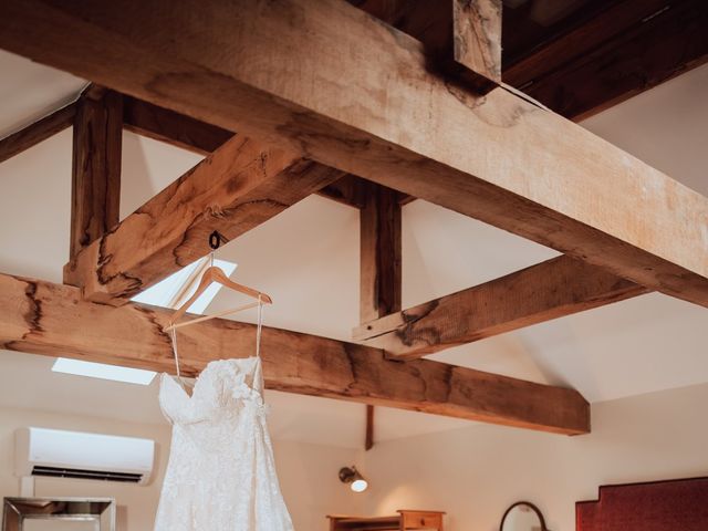 Danielle and Stephen's Wedding in Rochford, Essex 5