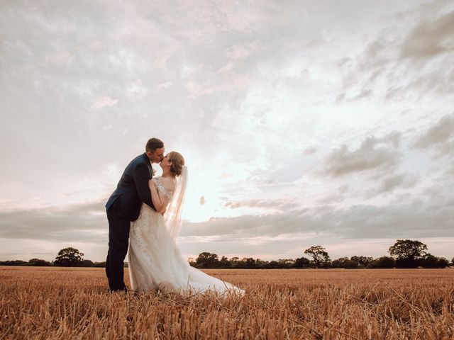 Danielle and Stephen's Wedding in Rochford, Essex 31